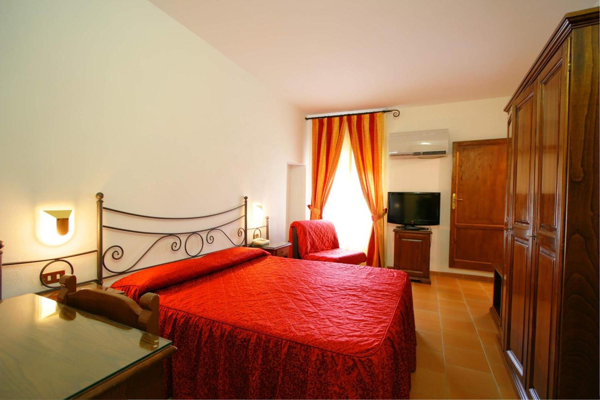 Hotel Residence Villa Rioddi Volterra Ruang foto