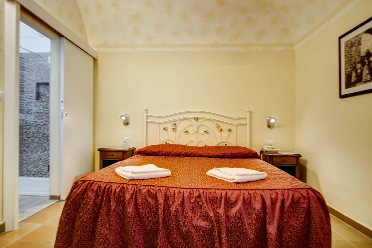 Hotel Residence Villa Rioddi Volterra Bagian luar foto