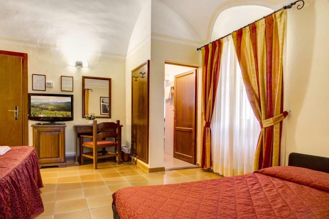 Hotel Residence Villa Rioddi Volterra Bagian luar foto